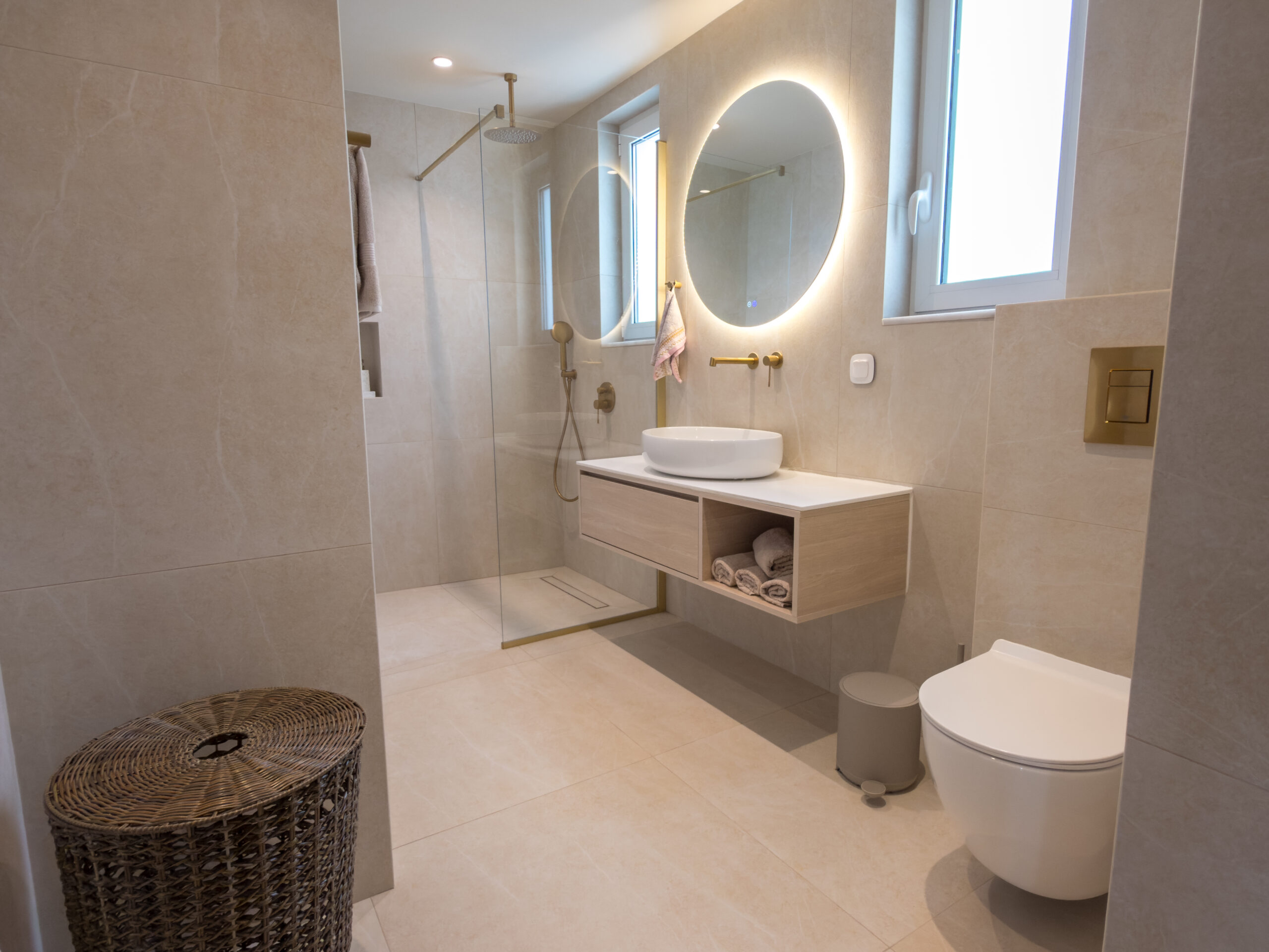 Villa Rhodéa bathroom