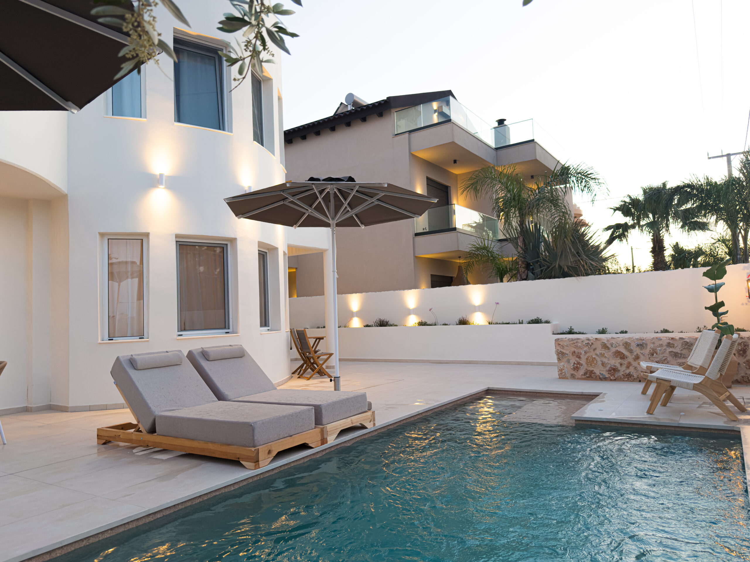 Villa Rhodéa pool and garden
